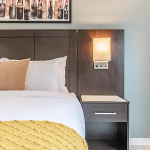  Aparthotel Kensington Place