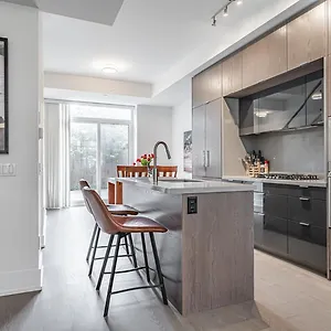  Guest house Luxury Close To Rogers Center In Downtown Core